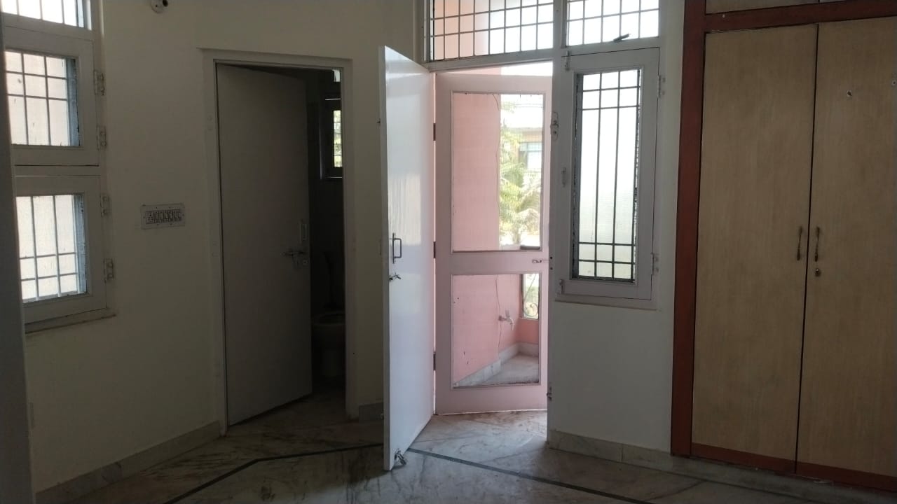 Spacious 2BHK Flat on 3 Floors for Rent in Nirman Nagar, Jaipur-Nirman Nagar-Jaipur